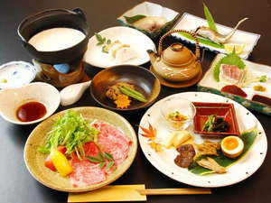 ヘルシー&クリーミーで女性に人気!≪豆乳しゃぶしゃぶ≫と≪里山料理≫